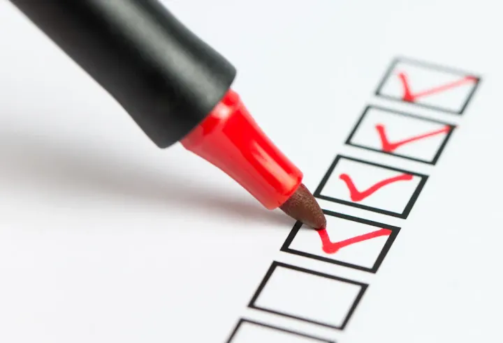 How to Select an AI Chatbot for Customer Service